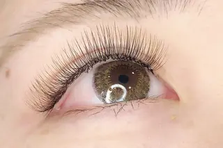 マツエク・マツパ プラスアイ 柏東駅前通り店のマツエク・マツパデザイン