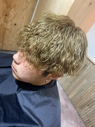 カラー パーマ メンズ メンズブリーチカラー /パーマ ごーた立川のヘアスタイル
