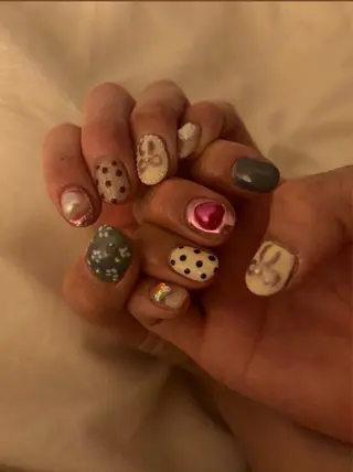 ネイル 透明感カラー🫧🎀 まりなのヘアスタイル