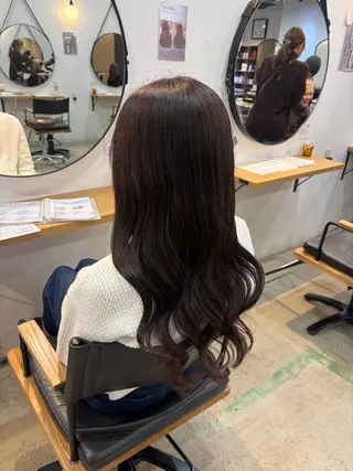 ロング 聖菜/ hina /レイヤー/艶カラーのヘアスタイル