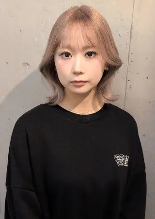 カラー ミディアム mood 髪質改善 ダブルカラーのヘアスタイル