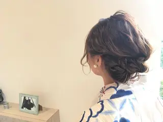 セミロング ヘアアレンジ ブリーチ/ハイトーン 天童市/SERINAのヘアスタイル