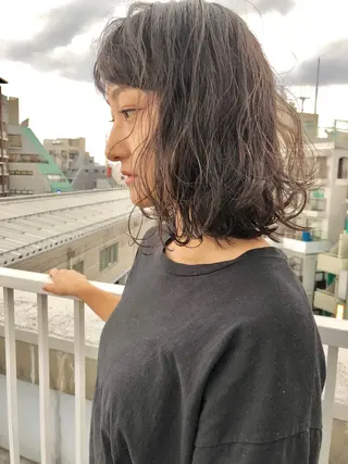 ミディアム カラー 店長 小池アキトのヘアスタイル