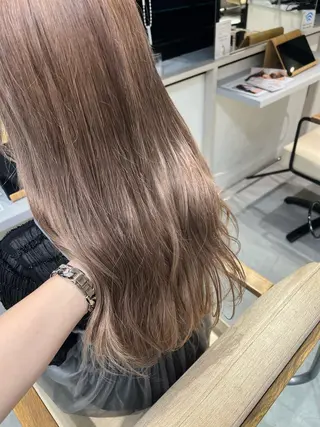 セミロング カラー ayaka🫧 梅田ダブルカラーのヘアスタイル