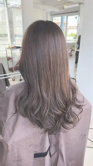 ロング カラー テラモト カズヨシのヘアスタイル