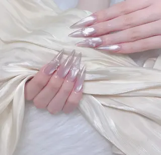ネイル uu ネイルサロン関内🌼のネイルデザイン