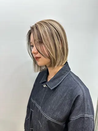 ショート カラー 盛れるカット🤍 🎀モモ🎀のヘアスタイル