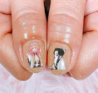 ネイル CROWN プライベートサロンのネイルデザイン