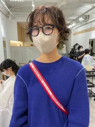 ショート カラー パーマ 森貴裕/ベージュ/ パーマ/オリーブのヘアスタイル