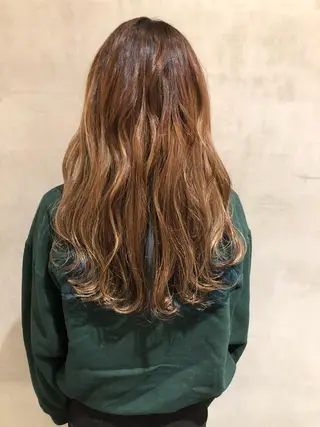 セミロング カラー 大西 直人のヘアスタイル