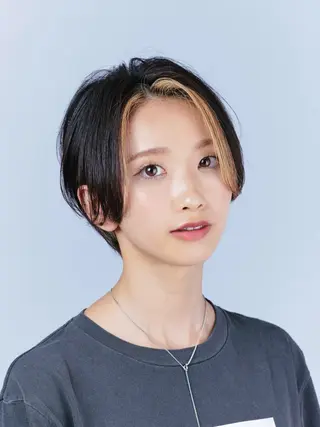 ショート カラー 💎ハイライトカラー /髪質改善カラー💎のヘアスタイル