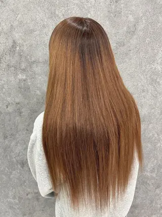 カラー ロング KAZU TACKYのヘアスタイル