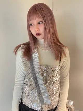 セミロング カラー REMI／ ラフボブとレイヤーのヘアスタイル