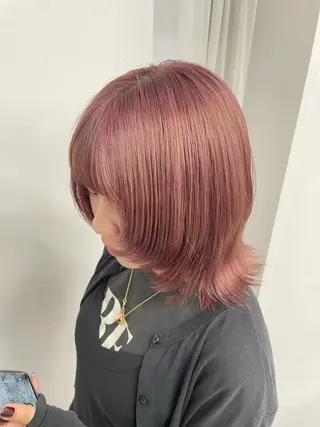 ミディアム よしかどこーし レディースカット🦕のヘアスタイル