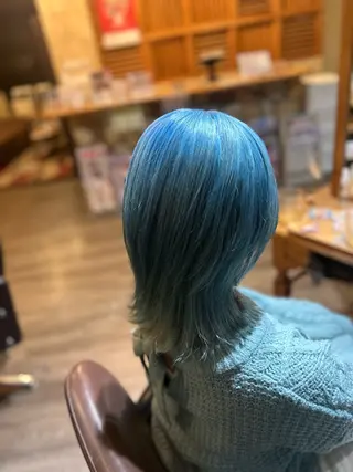 ロング カラー 井上 花音のヘアスタイル