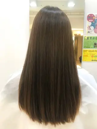 ロング [髪質改善カラー] 佐藤唯花🦋のヘアスタイル