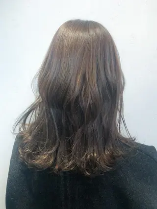 ミディアム カラー 池田 寿子のヘアスタイル