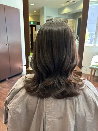 ミディアム yamaguchi kのヘアスタイル