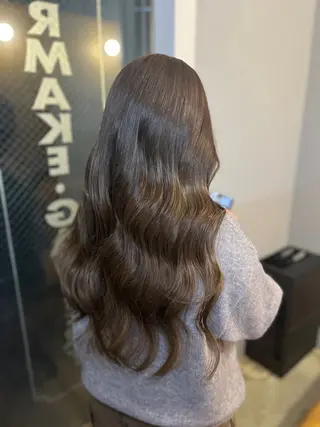 ロング miloc naha ナナカのヘアスタイル