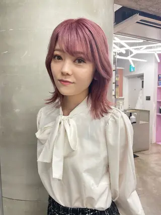 ミディアム ハイトーン 🌷ハルミ🌷のヘアスタイル