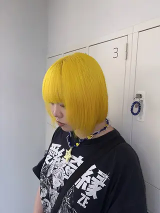 カラー NATSUMI 🐻❄️🤍のヘアスタイル