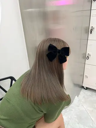 ロング ❤︎ワンホンガーリー なハイトーンヘア❤︎のヘアスタイル