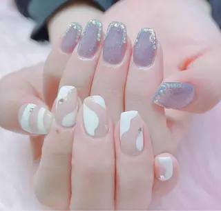 ネイル MoonNail ユリ🌸のネイルデザイン