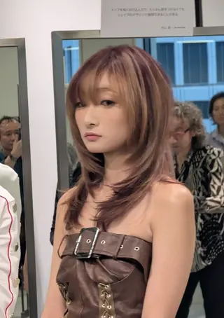 ロング 早坂 繁喜のヘアスタイル