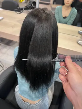 ミディアム Lia 瑠莉花のヘアスタイル