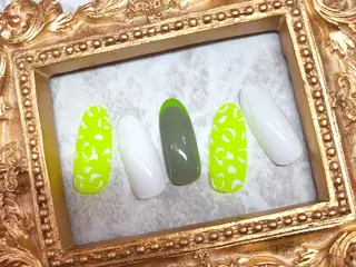 ネイル マジック ミラーのネイルデザイン