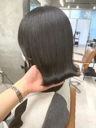 ミディアム カラー ヘアアレンジ 🌷FUKA🌷 まろやかハイトーンのヘアスタイル