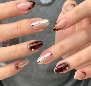 ネイル Pure&Rich Nailのネイルデザイン