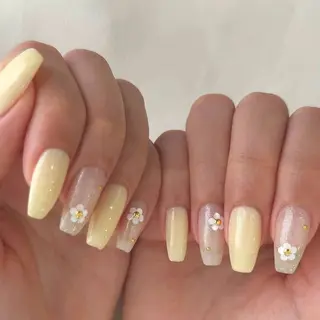 カラー 奥山 恵美のネイルデザイン