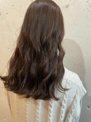 ロング カラー hisano / ハイトーン･透明感のヘアスタイル