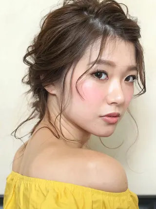セミロング カラー LOOP hairのヘアスタイル