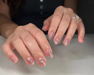 ミディアム nina beautyのネイルデザイン