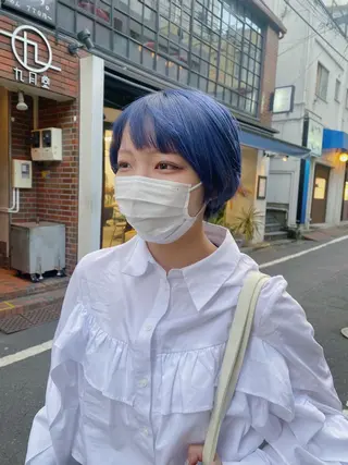 ショート カラー Flamme Annaのヘアスタイル