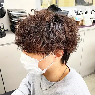 カラー *メンズ専門アカデミ ー🔥BLUCK🏁のヘアスタイル