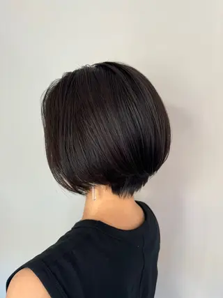 ショート 山住 彩奈のヘアスタイル