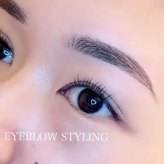 アイブロウ 🩵垢抜け眉/まつぱ 🩵Mitaのマツエク・マツパデザイン