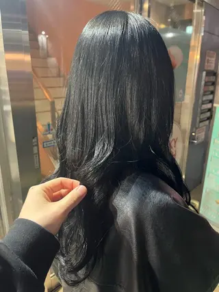 ロング カラー ☘️上村 ☘️髪質 改善/透明感カラーのヘアスタイル