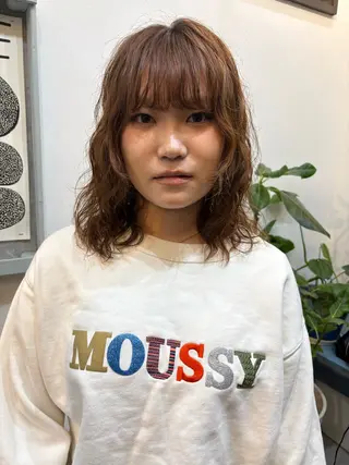 ミディアム カラー パーマ 無料カット/ 癖毛風パーマ/凜のヘアスタイル