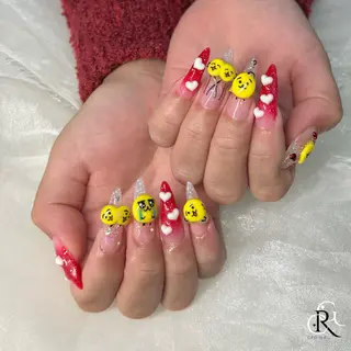 ロング 美フォルムスカルプ✨ RENAのネイルデザイン