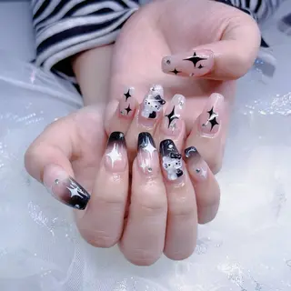 ネイル パーツ全部¥110 サロンミミのネイルデザイン