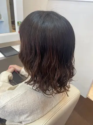 ミディアム 秋山 麗奈のヘアスタイル