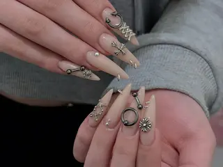 ネイル Eli Nails 新宿のネイルデザイン