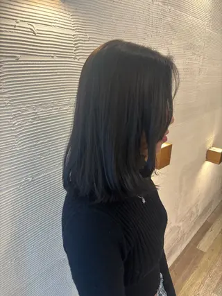 ミディアム yuzuki Agu臼井のヘアスタイル