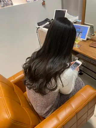 ロング カラー 【完全個室】髪質改善 暖色カラー/山崎唯奈のヘアスタイル