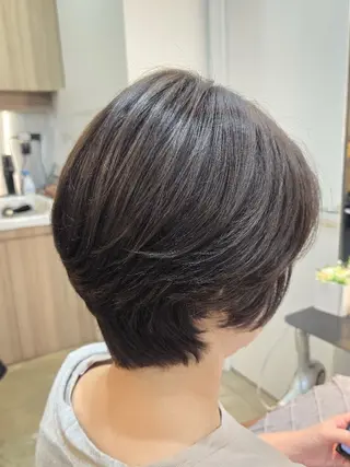 ショート カラー 野村 果音(カノン)のヘアスタイル