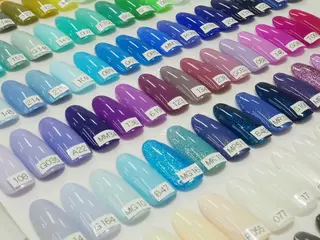 ネイル Amore Nのネイルデザイン